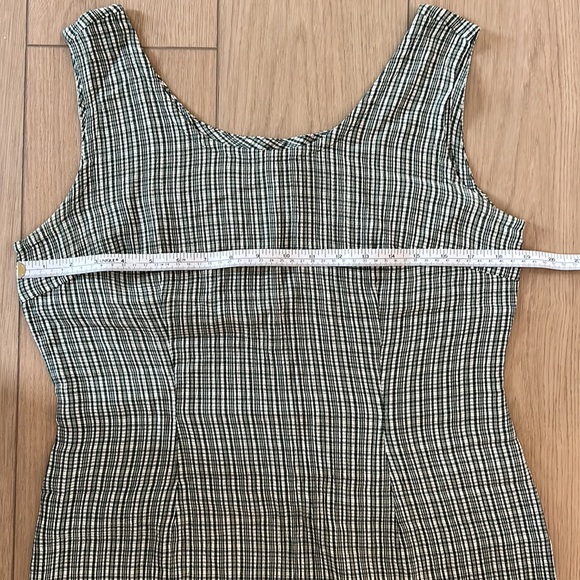 Vintage Sandwich l Sleevless Mini Dress in Green Plaid - Picture 7 of 7